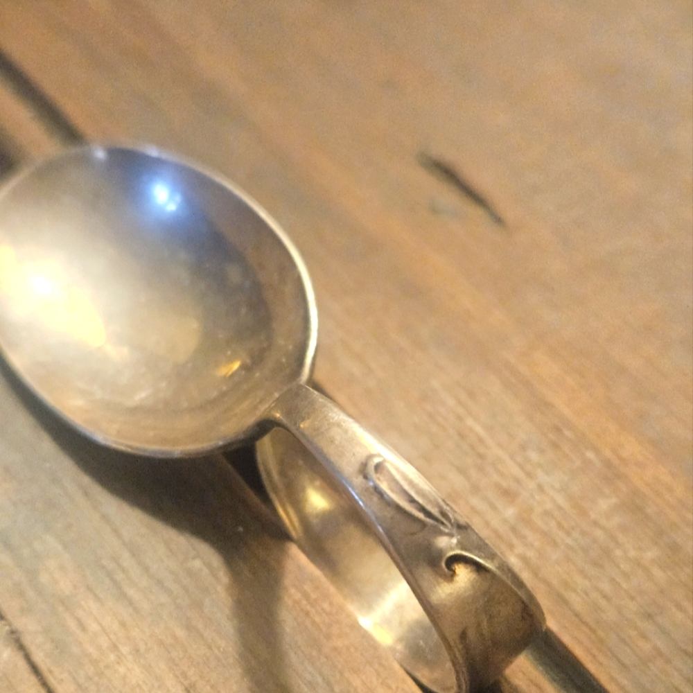 VTG.ADORABLE CHILDS SPOON♡EUC! Wm.RODGERS